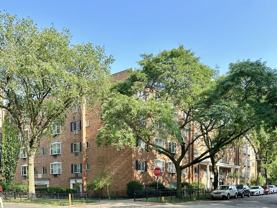 3825 N Pine Grove Ave #321 - Photo 1 of 1