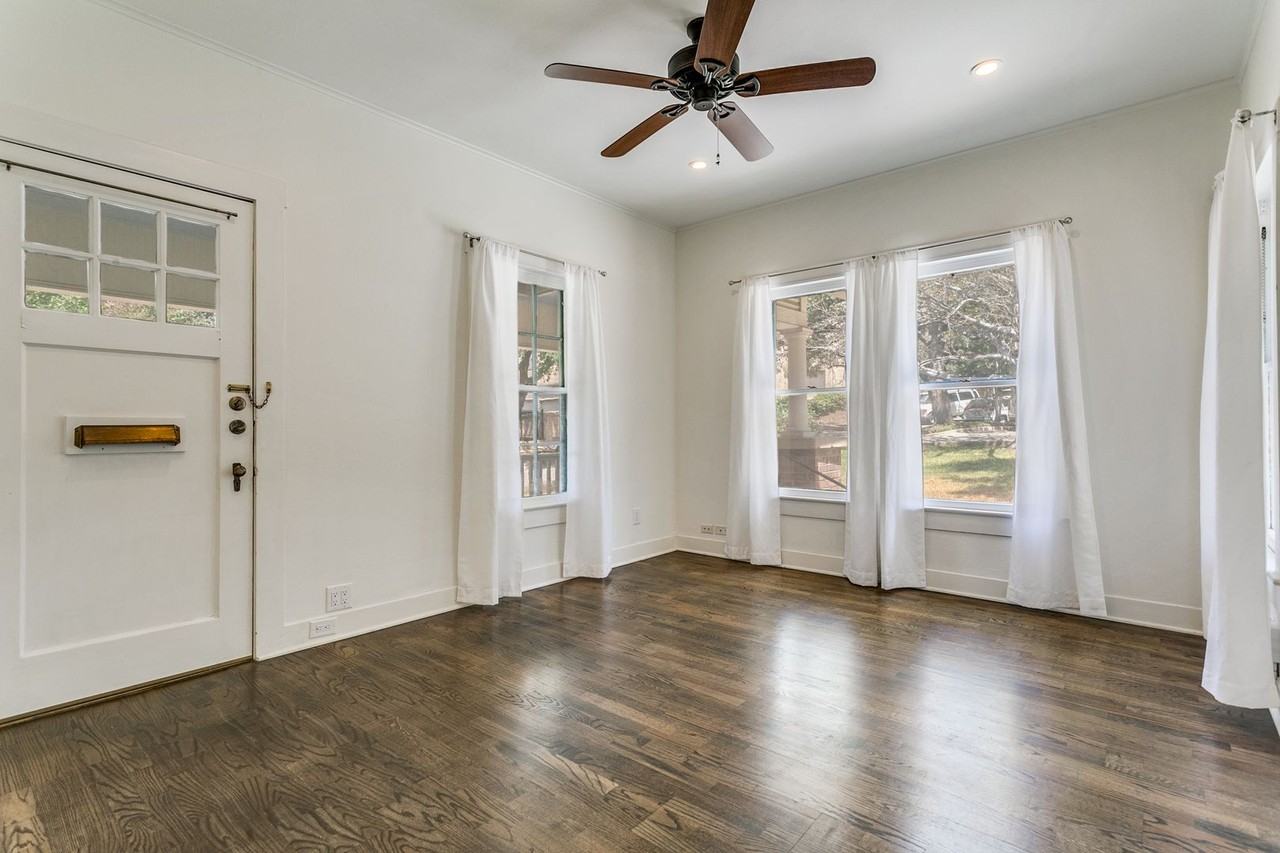 212 Chichester Pl - Photo 4 of 25