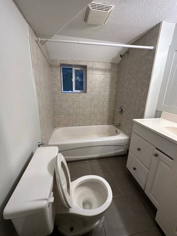 3375 West 34th Avenue #2 - Photo 6 of 11