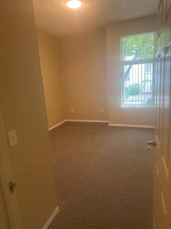 Cornerstone Apartments - Photo 3 of 49