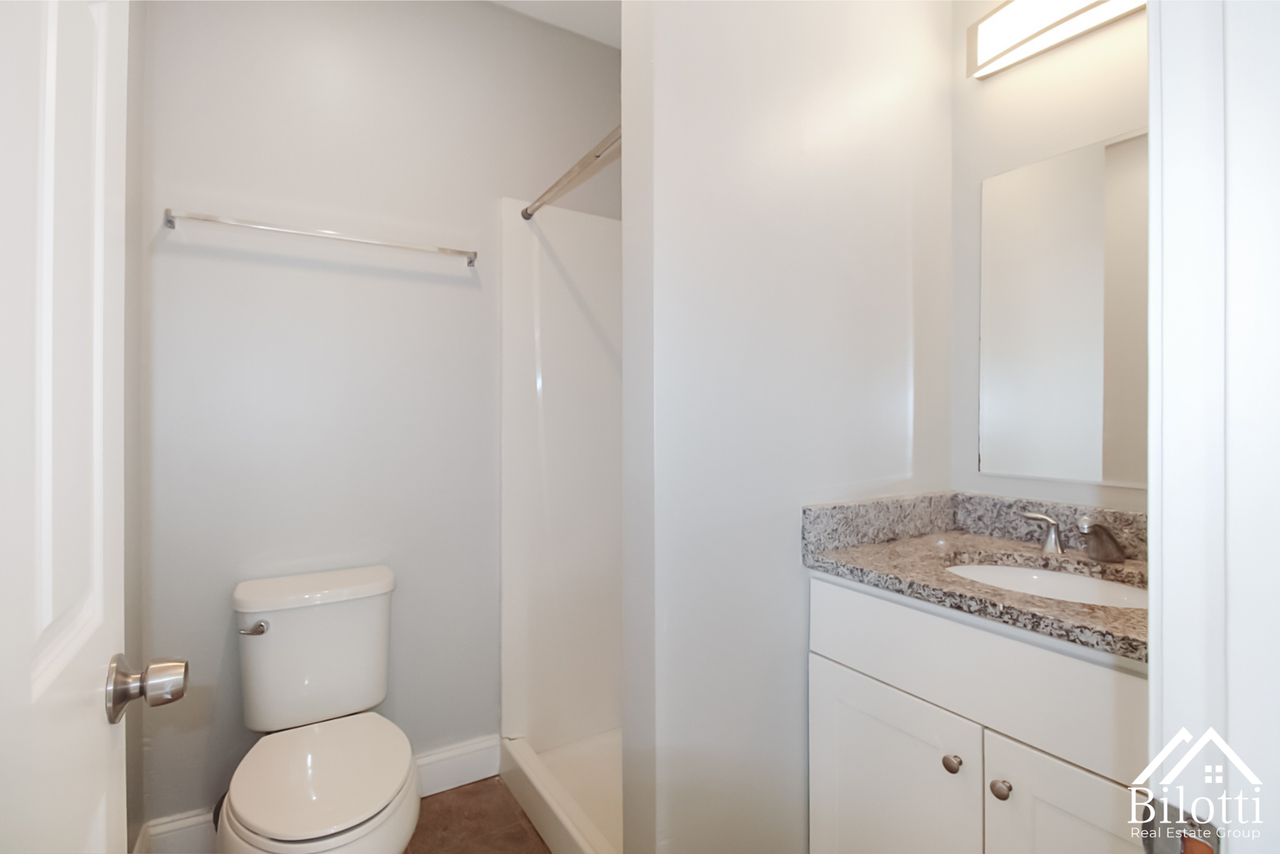 146 George M Cohan Blvd - Photo 7 of 12