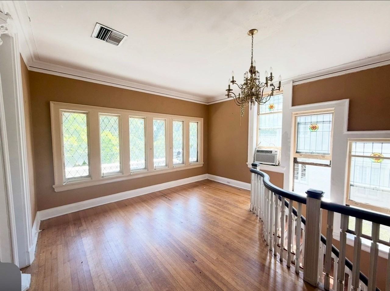 7211 Saint Charles Avenue - Photo 4 of 19