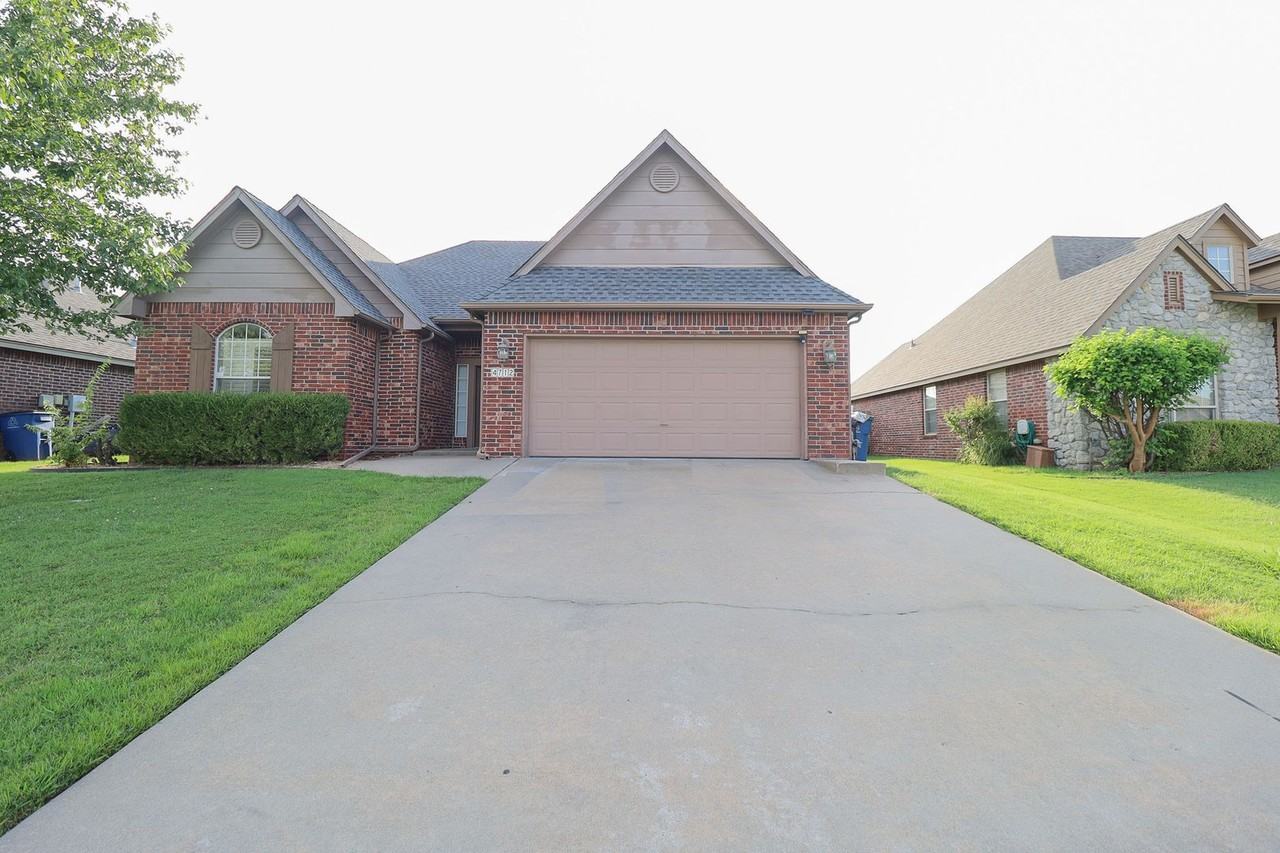 4712 S 177th East Pl - Photo 2 of 36