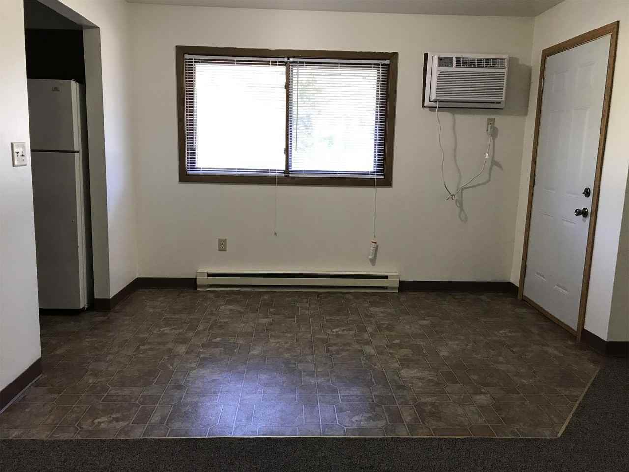 115 South Quarry Street - Photo 2 of 8