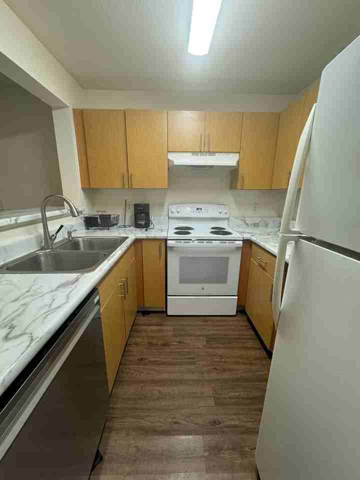 211 North Ave #1322 - Photo 3 of 11