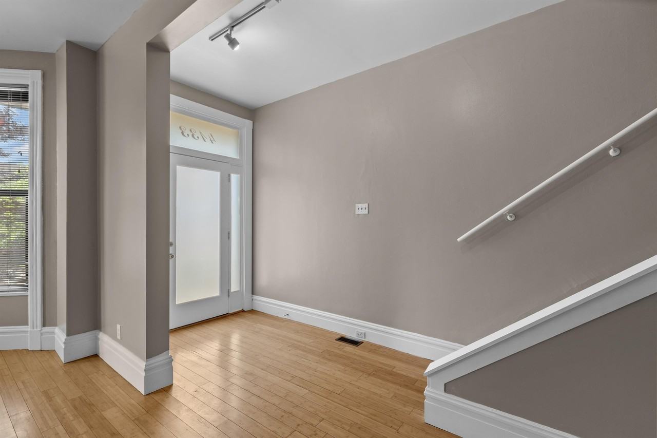 4133 Laclede Avenue - Photo 5 of 26