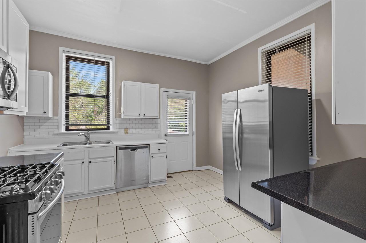 4133 Laclede Avenue - Photo 7 of 26