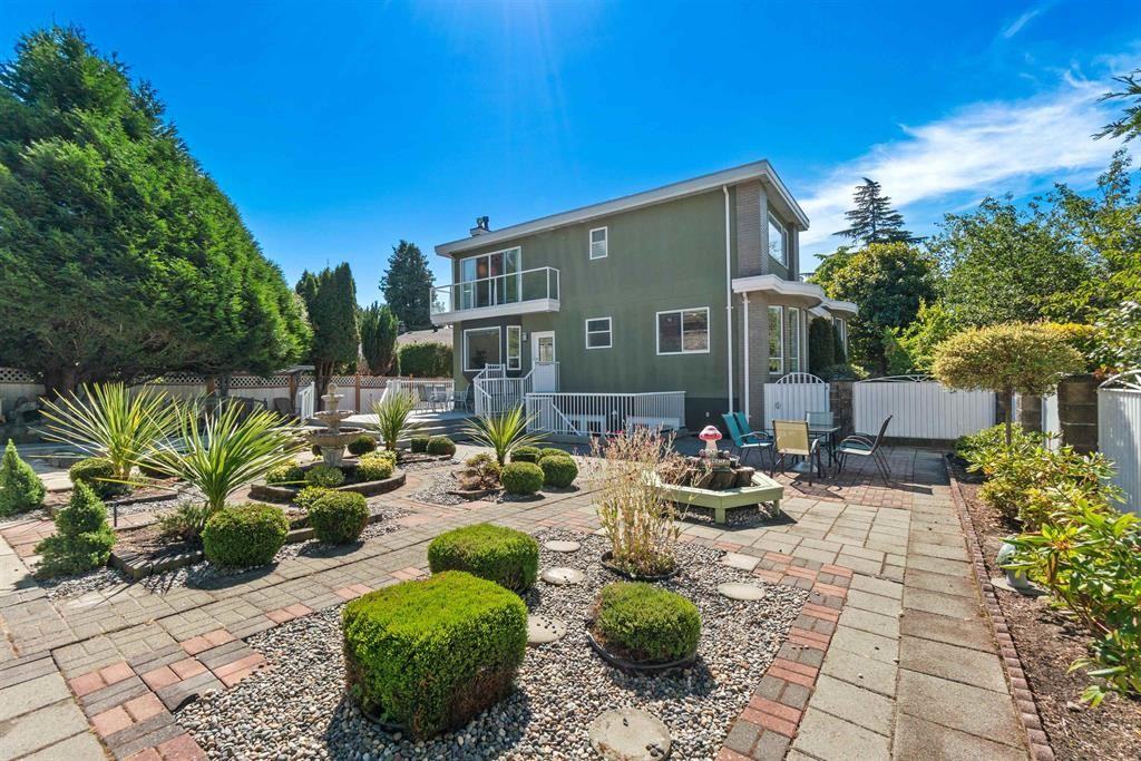 7298 Beechwood Street ##13 - Photo 2 of 3