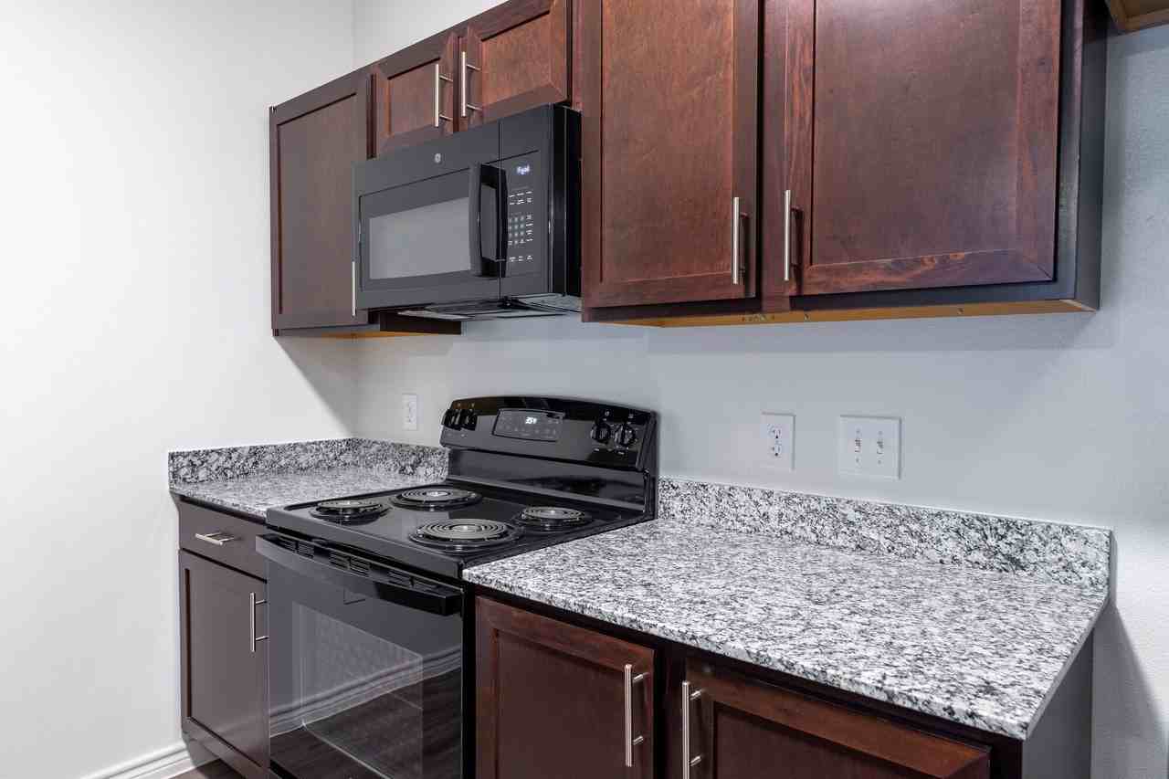 Stallion Ridge - Photo 3 of 27