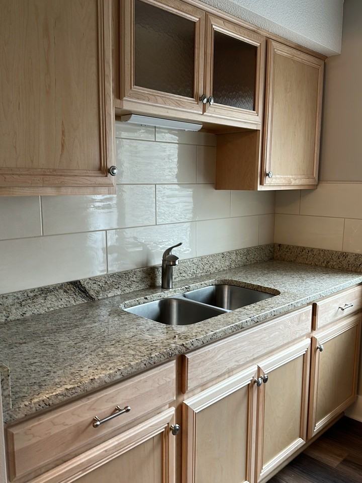 1213 Northmoreland Boulevard - Photo 2 of 50