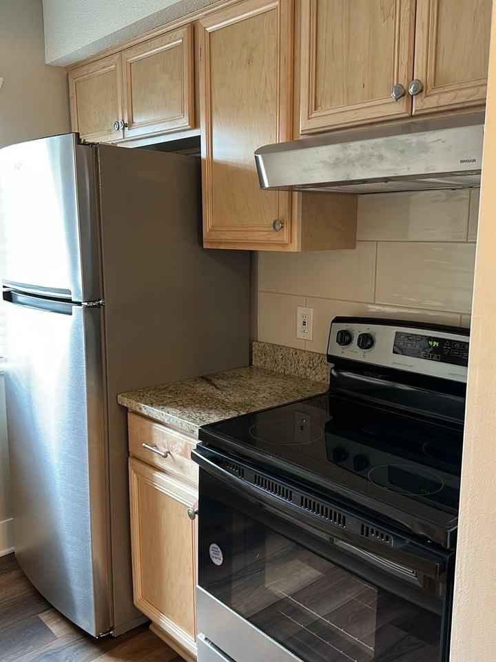 1213 Northmoreland Boulevard - Photo 3 of 50