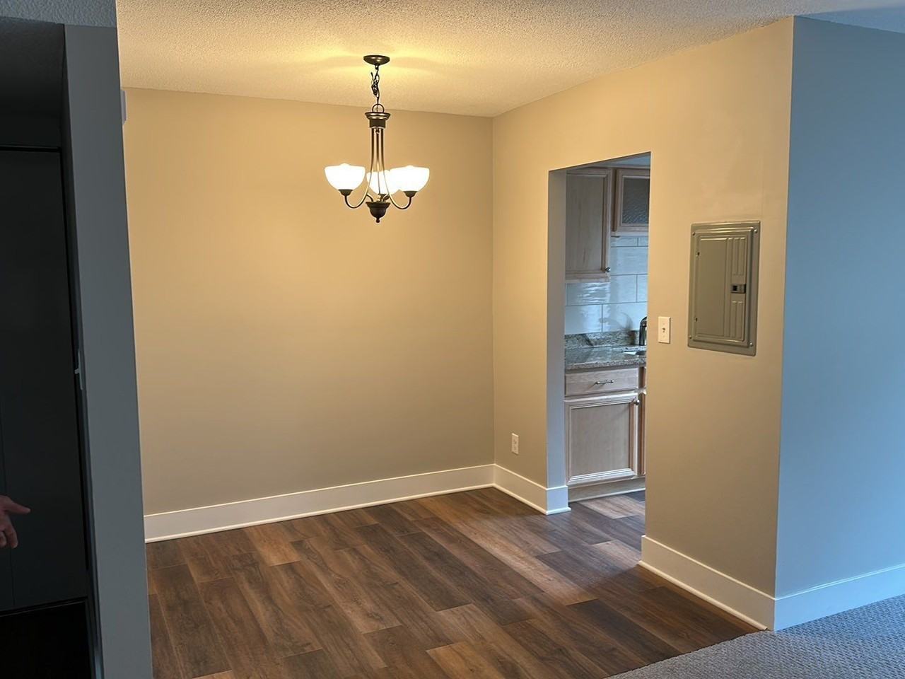 1213 Northmoreland Boulevard - Photo 6 of 50