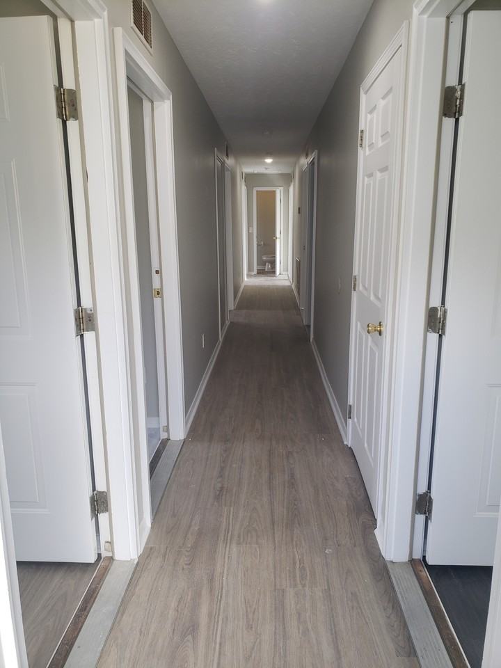 1325 Virginia - Photo 2 of 10