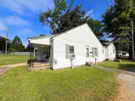 featured image of 700 Sycamore Street