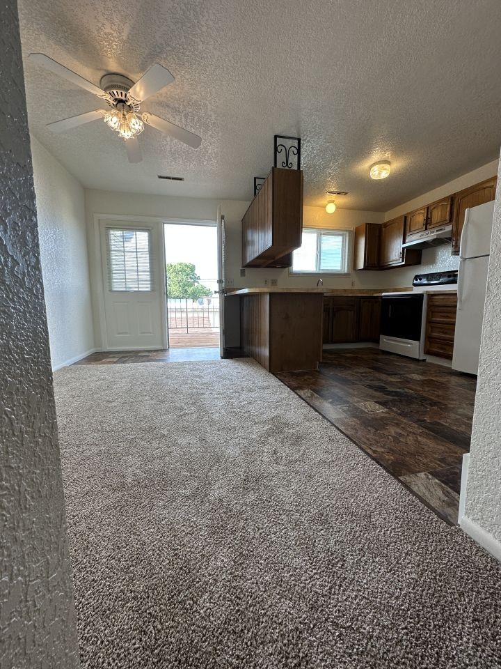 1410 Lynn Ave #7 - Photo 3 of 8