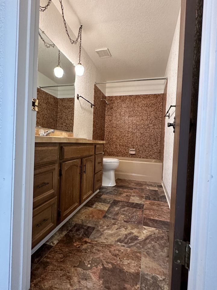1410 Lynn Ave #7 - Photo 5 of 8
