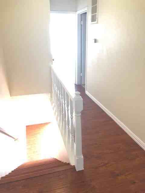 738 W Collins St - Photo 3 of 20