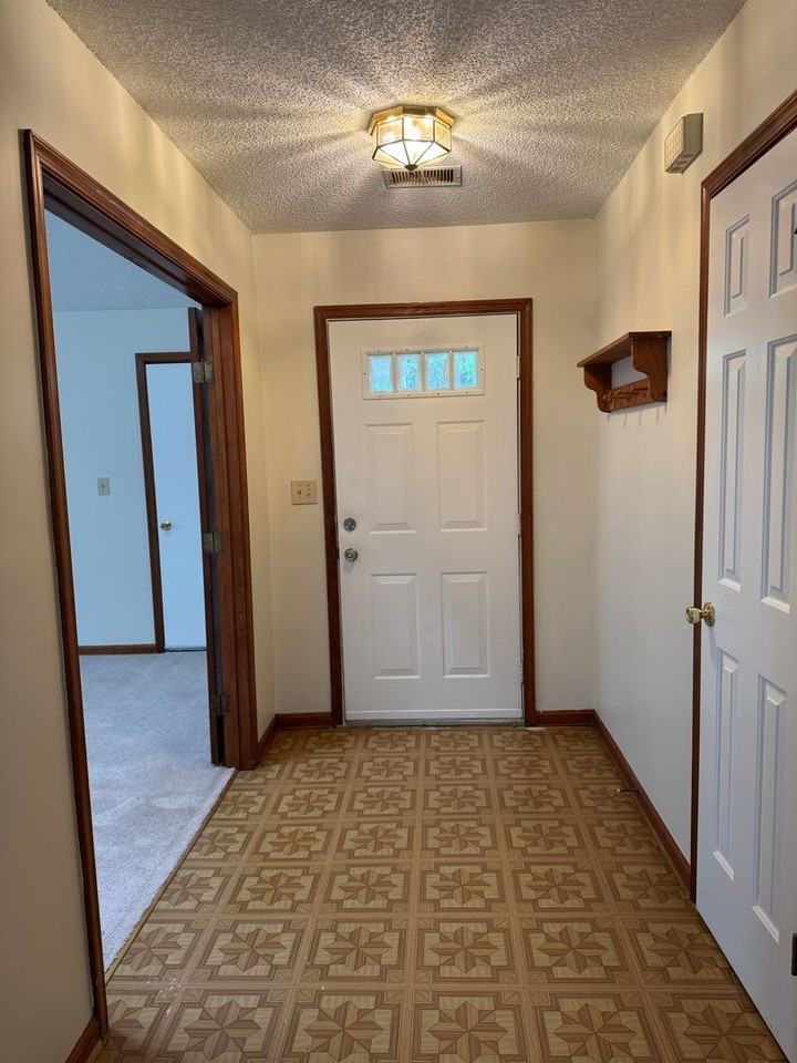 3069 Barberry Ln - Photo 2 of 20