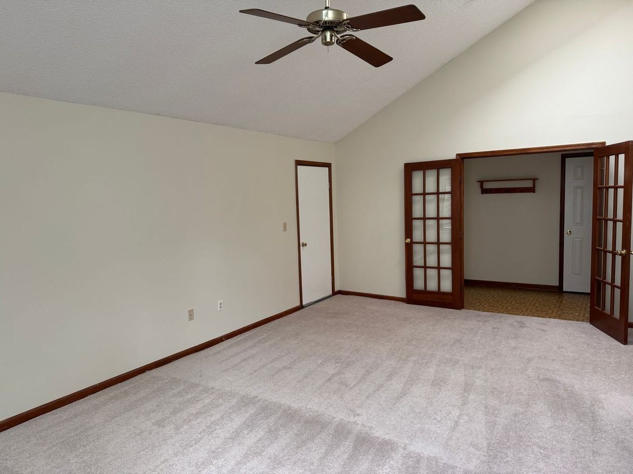 3069 Barberry Ln - Photo 4 of 20