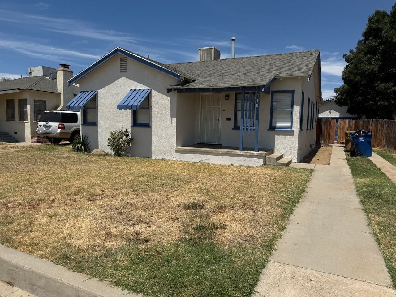 218 Linda Vista Dr - Photo 2 of 10