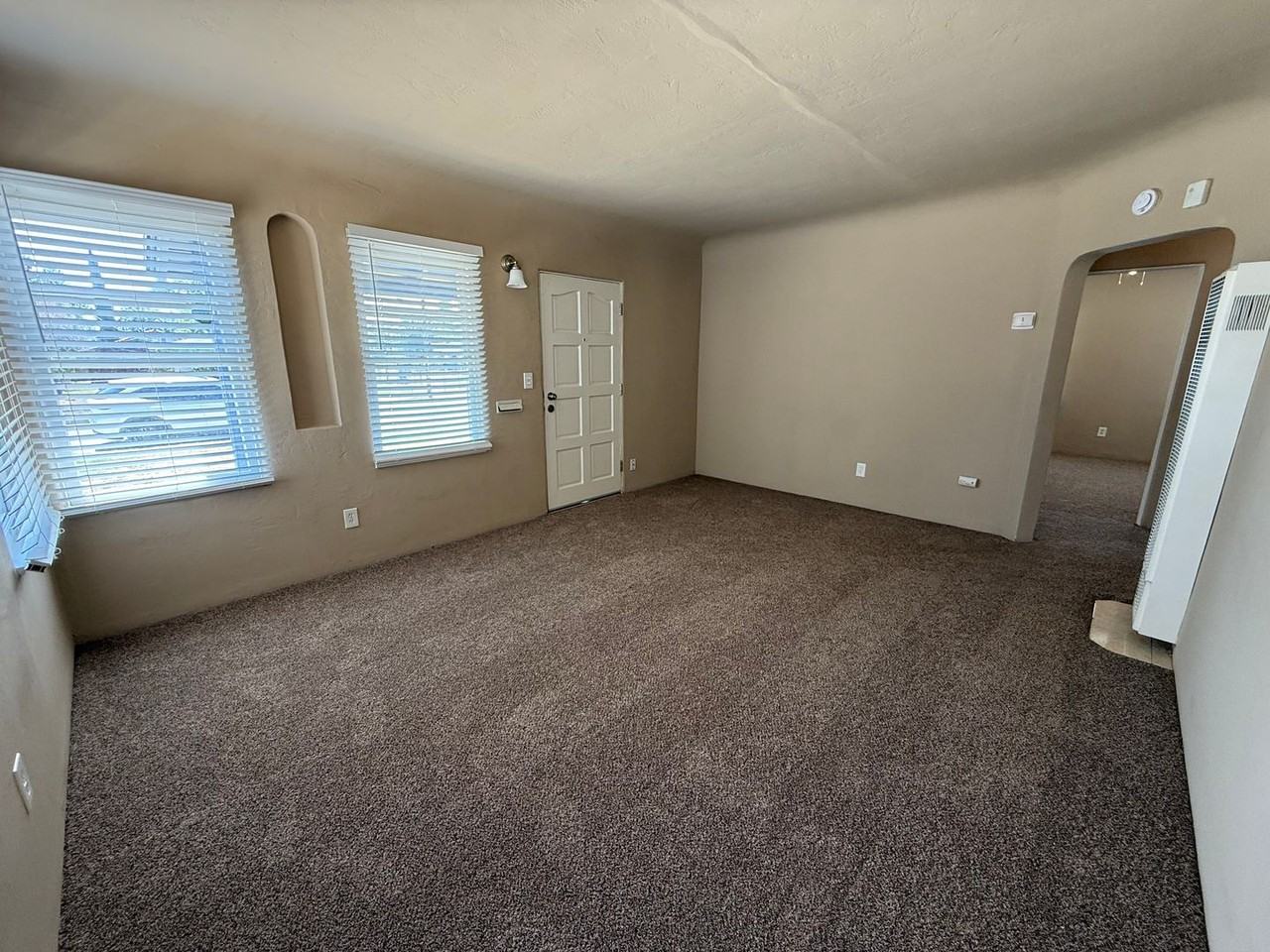 218 Linda Vista Dr - Photo 3 of 10