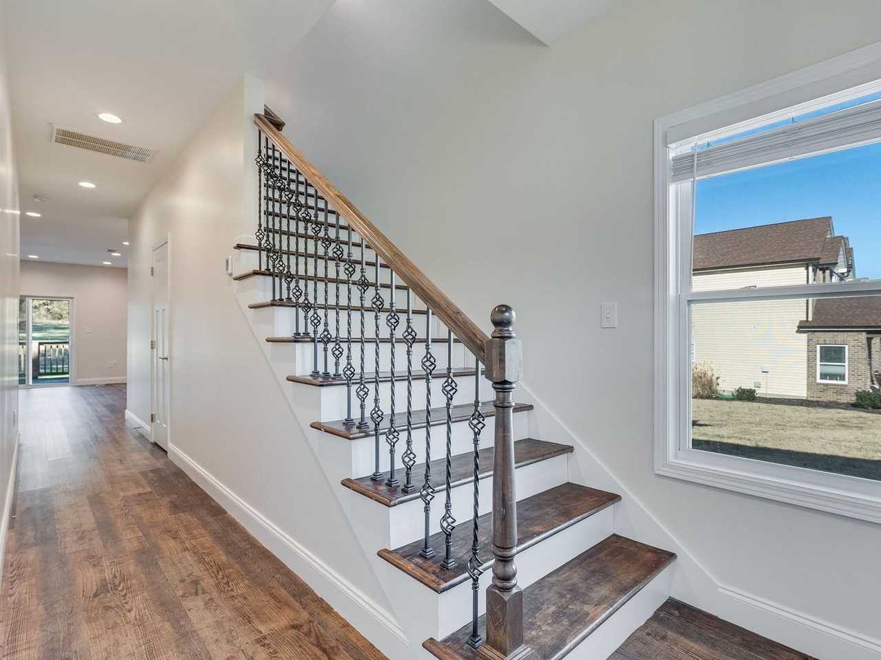 1712 Mccleary Bend Rd - Photo 5 of 22