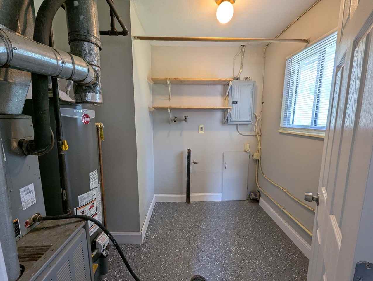 1700 Kay Dr - Photo 6 of 16