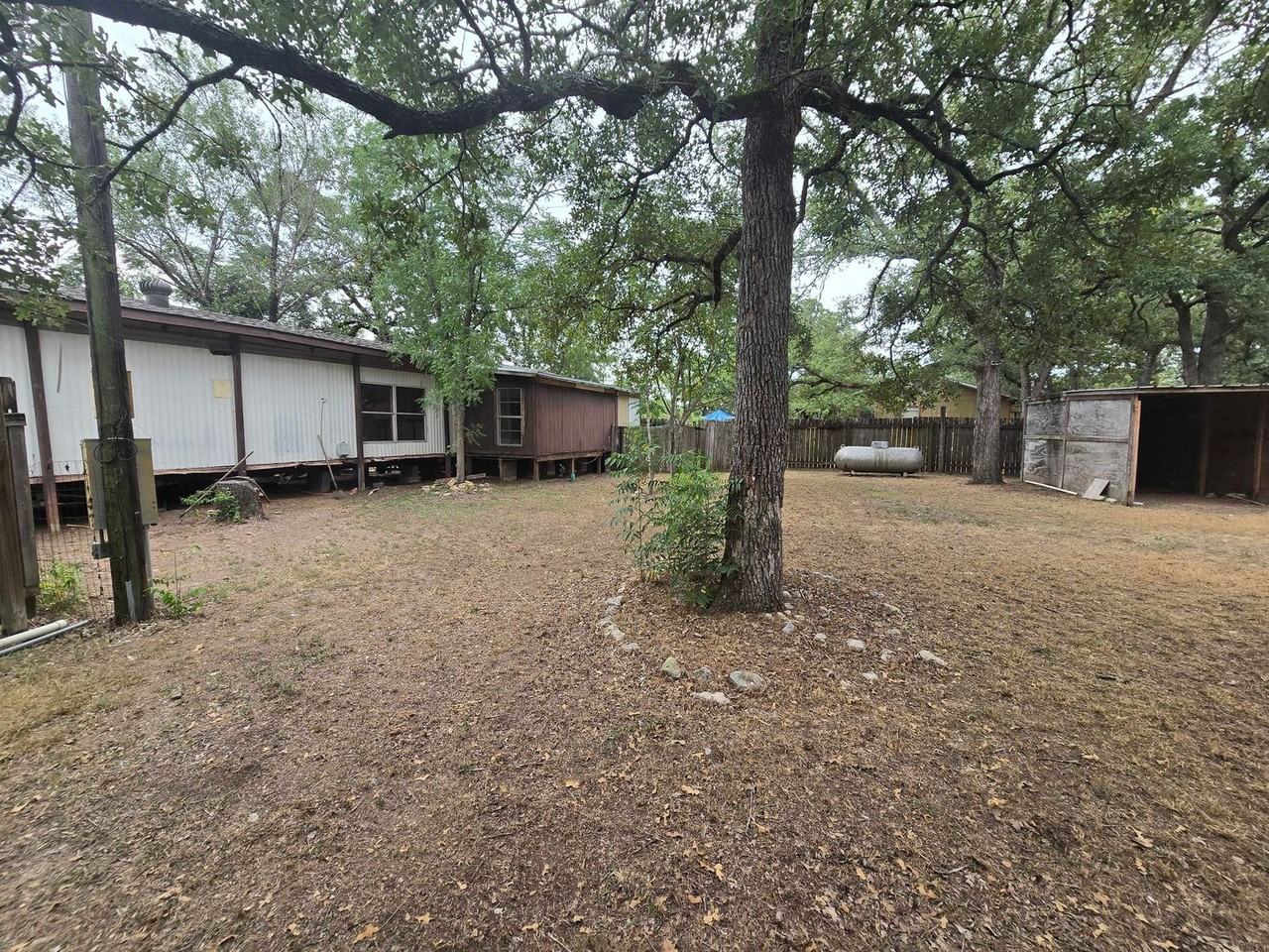 124 Blue Flame Rd - Photo 3 of 19