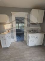 featured image of 146 Lexington Ave 146 - 146 1/2