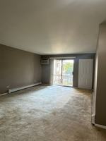 featured image of 2342 W Nichols Rd