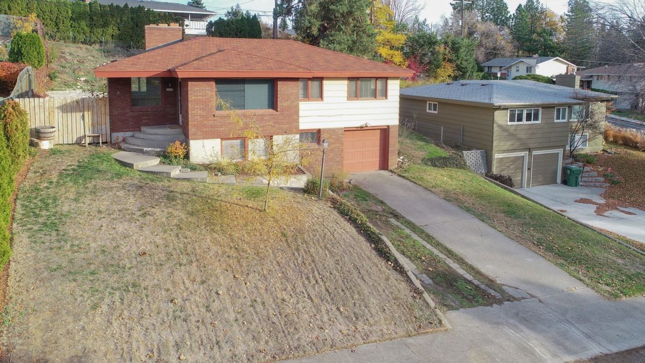 5606 North Sutherlin Street - Photo 2 of 30