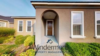 1137 Se Turnbull St - Photo 1 of 1