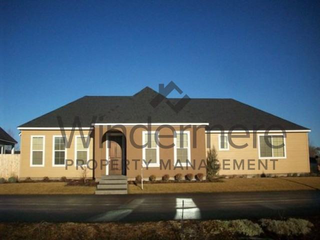 1137 Se Turnbull St - Photo 4 of 16