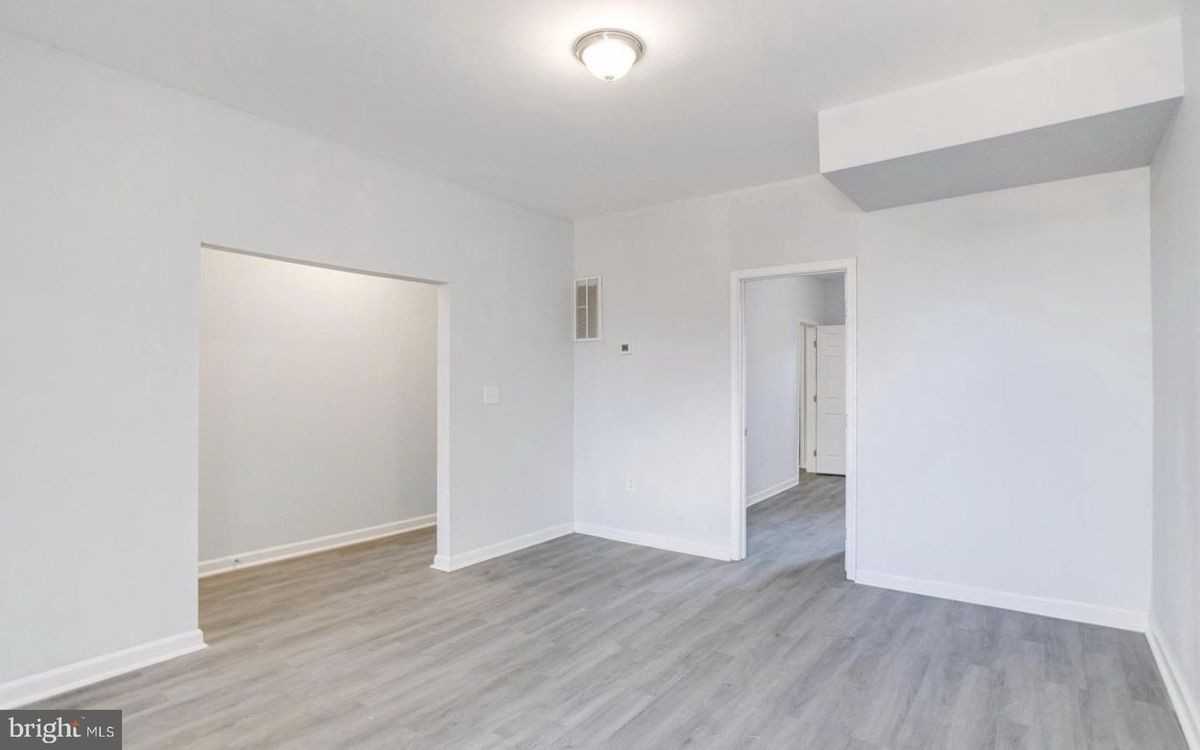 3007 Oakley Ave ##1 - Photo 3 of 18
