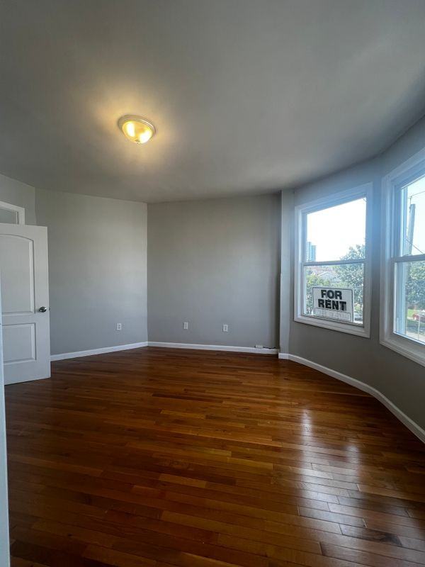 81 2nd St - Photo 2 of 18