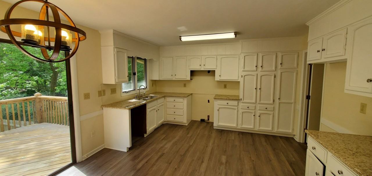 1410 Bearhollow Rd - Photo 6 of 23