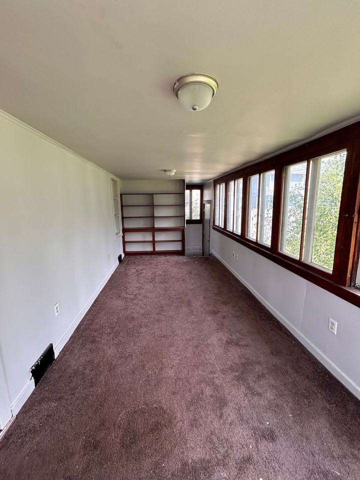 3917 Avondale Dr - Photo 3 of 8