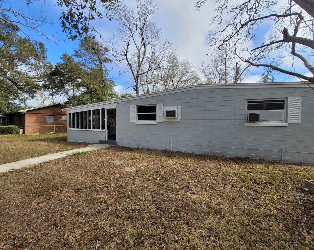 1 Wyoming St - Photo 3 of 13