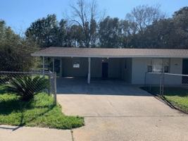 featured image of 401 Hancock Ln