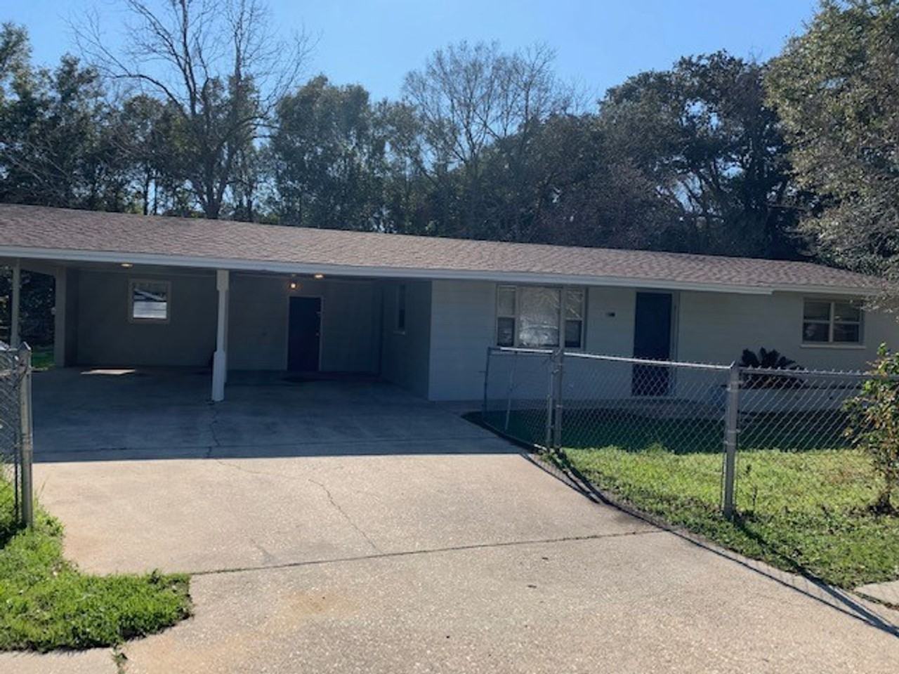 401 Hancock Ln - Photo 5 of 18