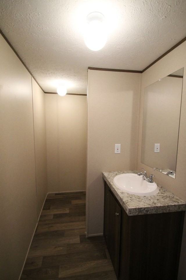 3046 Shannon Rd - Photo 6 of 11