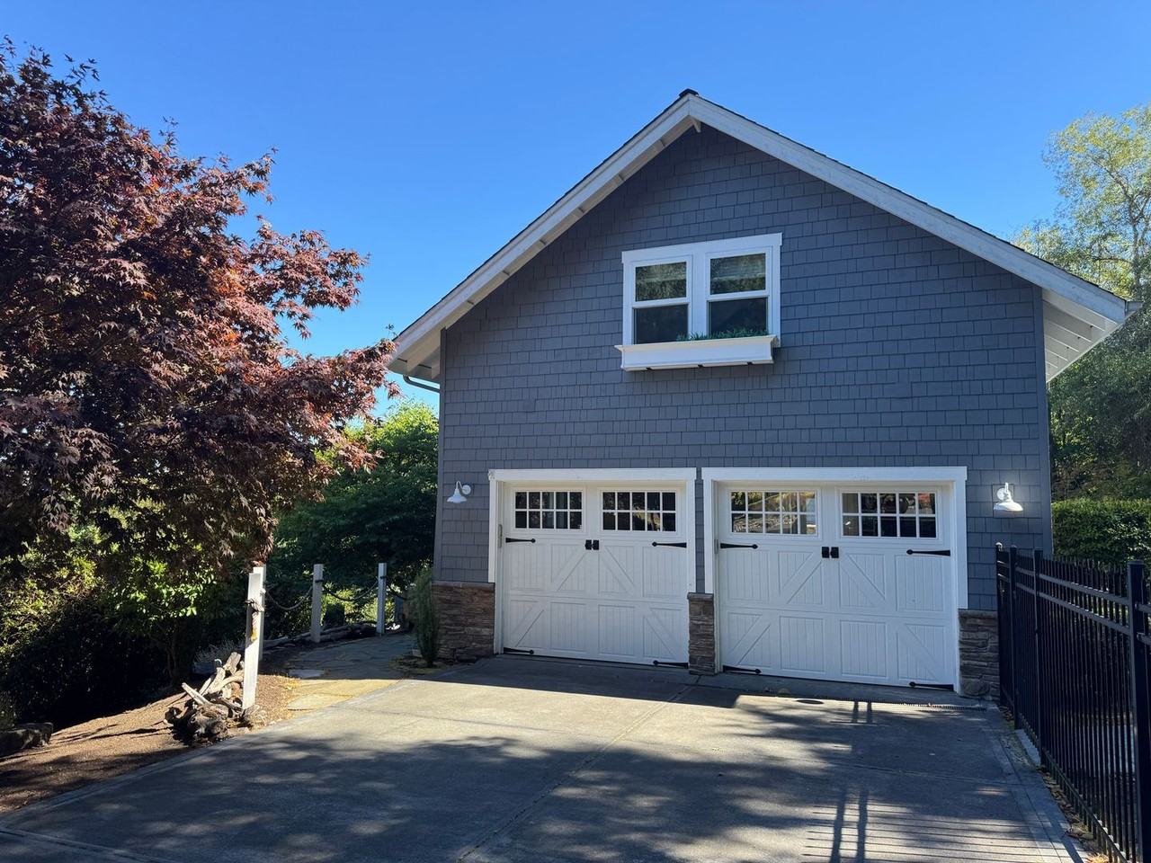 10555 Ne Morning Ln - Photo 5 of 48