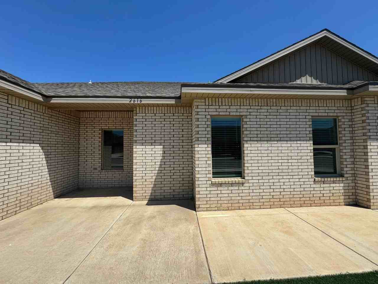 2616 136th St - Photo 4 of 33