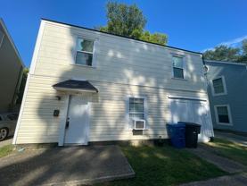 834 1/2 Wilkinson St - Photo 1 of 1