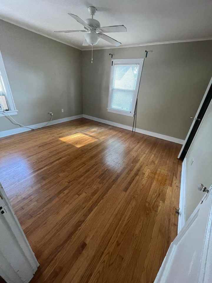 834 1/2 Wilkinson St - Photo 4 of 6