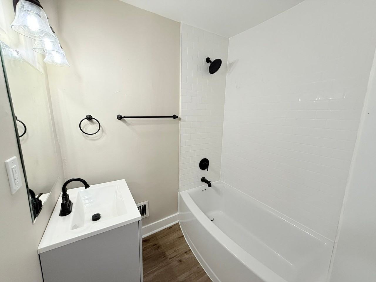 15811 Trinity Street - Photo 6 of 8