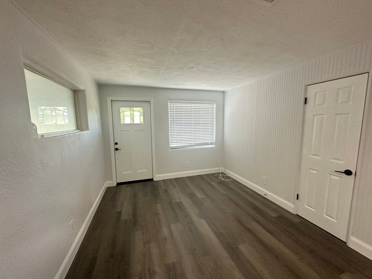 603 Conrad Dr - Photo 3 of 18