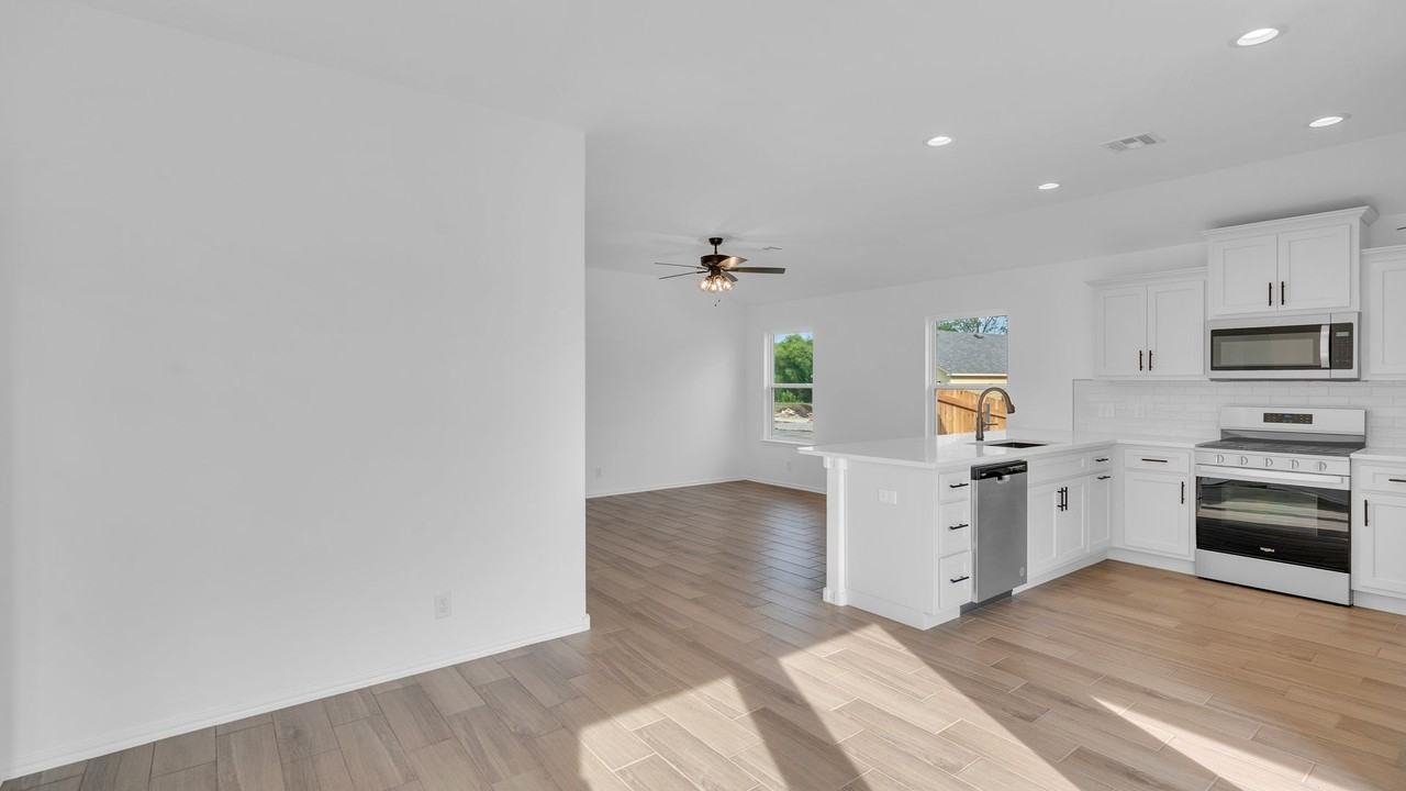 9309 N 115th East Ave - Photo 6 of 18