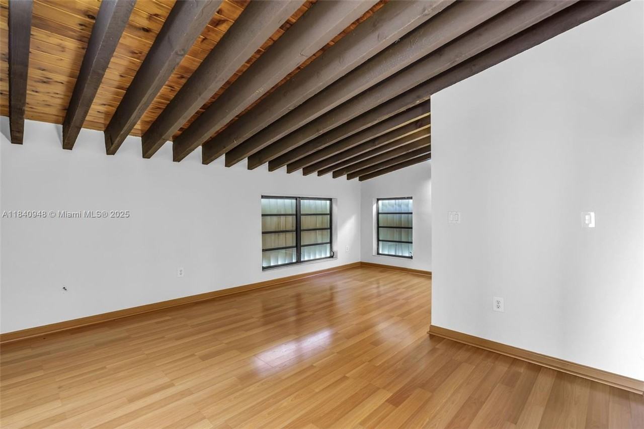 12845 Sw 49th Ter - Photo 5 of 27