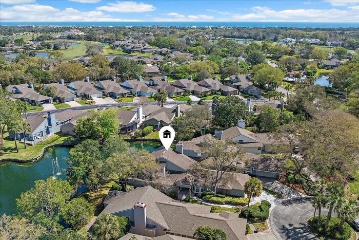 Ne 9th Ave - Photo 2 of 18